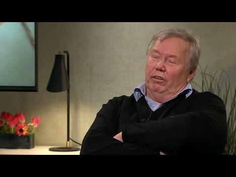 Bert Karlsson kritiserar svensk asylpolitik - Malou Efter tio (TV4)