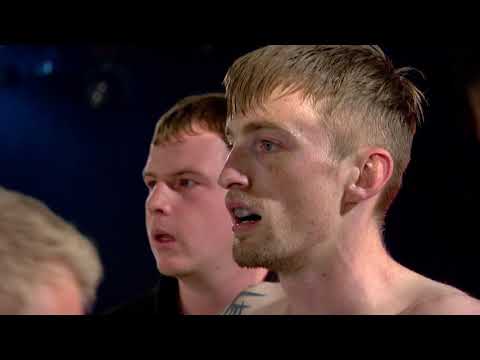 Liam Clayton  vs  John Parr