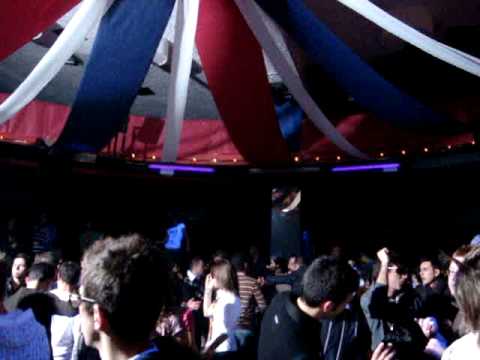 HOUSE CIRCUS FABRIZIO MAURIZI IN CONSOLE