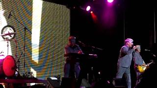 Devo - &quot;Don&#39;t Shoot (I&#39;m A Man)&quot; @ Osheaga Music Festival ( August 1st 2010 )