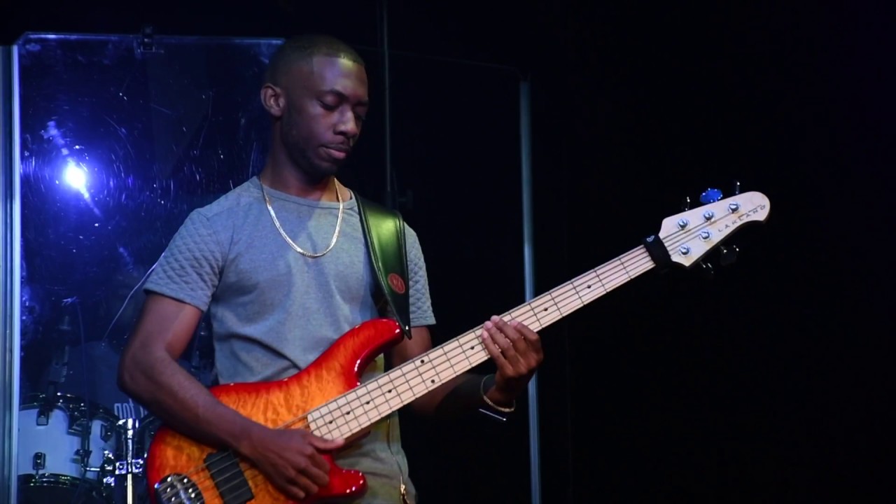 Promotional video thumbnail 1 for Professional Bassist