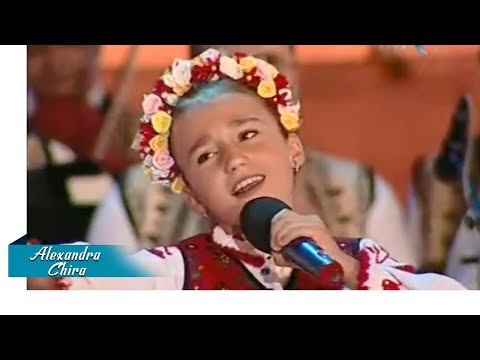 Alexandra Chira - Debut la 8 ani in Tezaur Folcloric