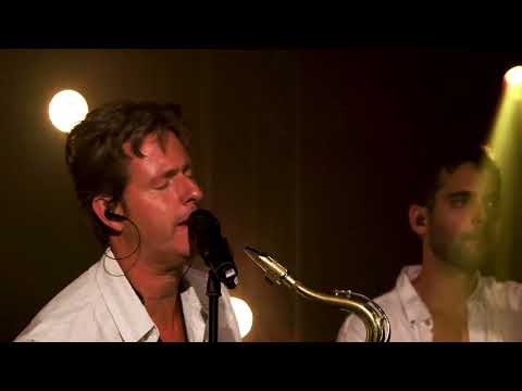 Acoustic 3 Piece Wedding Band With Sax & Male Vocals - Live Music
