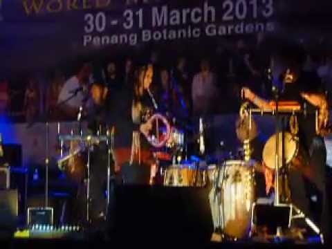 Penang World Music Festival 2013 - Kalayo (Philippines) - 1