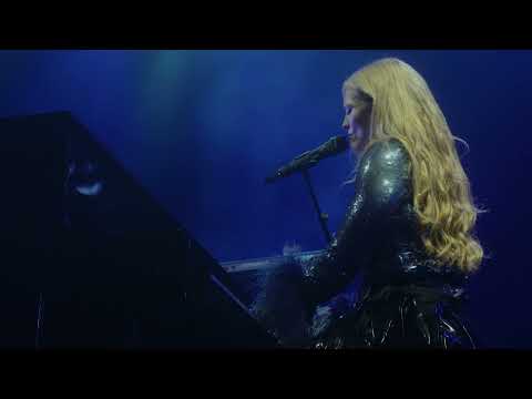 Freya Ridings - Waking Up (Live at The Apollo) ⭐