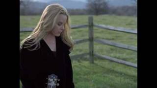 down at the twist and shout,mary chapin carpenter