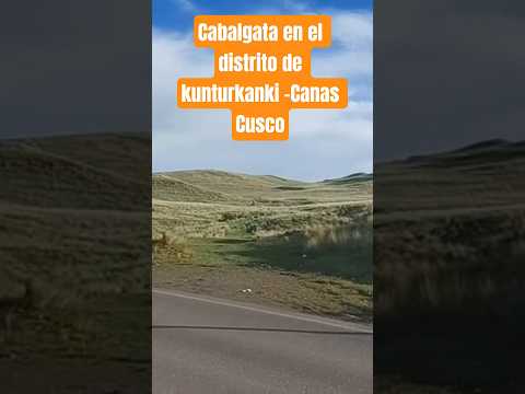 Cabalgata en el distrito de kunturkanki-Canas-Cusco