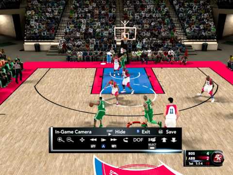 Rajon Rondo with the behind the back pass
