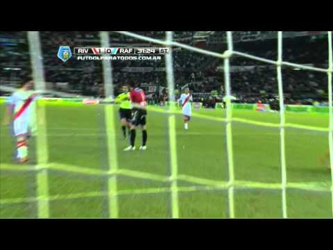 Penal errado por Cavenaghi. River 1 - Rafaela 0. Fecha 13. Torneo Final 2014. FPT