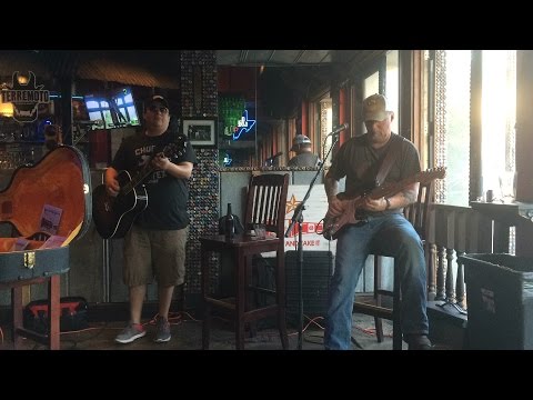 Aaron Navarro and Steve Sarber playing Country @ the Dizzy Rooster in Austin