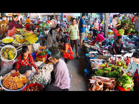 Live food market, real countryside food market, Praek Tauch food market, Cambodian market scenes