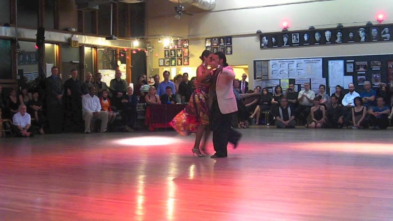 Juan Cantone y Sol Orozco 06-11-2011, 2 of 3