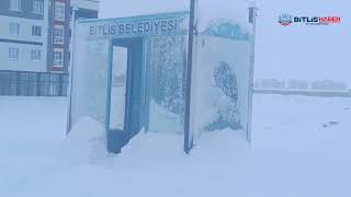 Bitlis’te Hayat Durdu, Yerleşim Yerlerine Ulaşım Kesildi