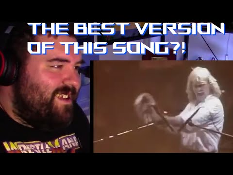 Singer reaction to John Farnham - It's A Long Way To The Top LIVE (WHAT A SINGER)