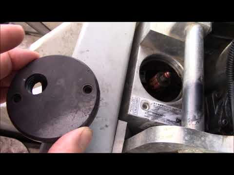 Atlas Jack Plate Actuator Brush Cap Installation & Power Lift.