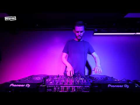 MoreNight | '100% MoreNight' Mix for Love In The Endz | Reprezent