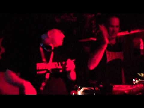 Rakehell 6 Lezlie on stage part 2