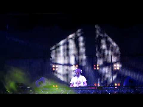 Armin @ Cacao Beach 11.08.2011 - 20