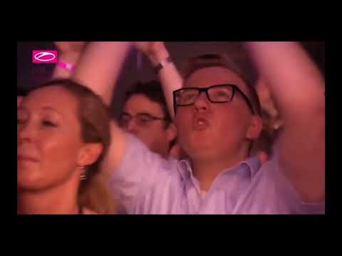 Armin van Buuren Live ASOT 800 Utrecht 2017 [ Ben Gold - Atomic (Tempo Giusto Remix) ]