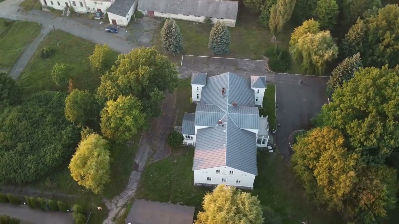 Pałac w Starej  Łubiance