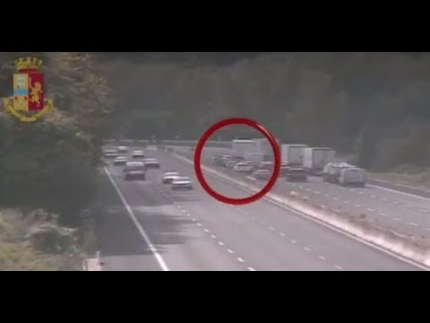 Polizia di Stato - Arrestate, in A1, 3 persone dopo furto ufficio postale di Spoleto - www.HTO.tv