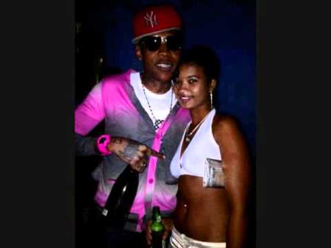 Vybz Kartel - Cheat Pon Him {Sexiness Riddim} NOV 2010 (Birchill Rec)