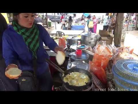 Darjeeling Street Food | India Street Food | Bread Omelet | Look How Young Lady Selling Fast Video