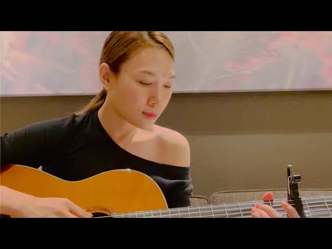 Thể hiện bởi Mỹ Tâm