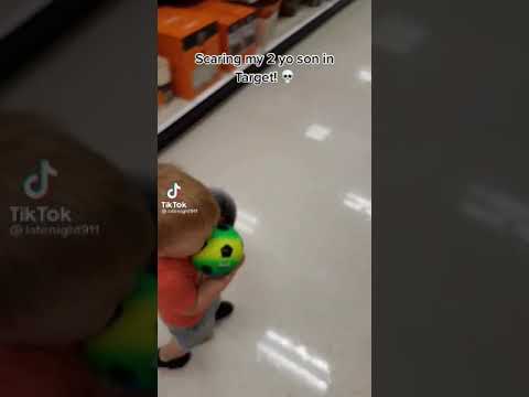 #goblin #bogwitch #screams #puppy #deadpuppy #skeleton #prop #store #walmart #balls #toy #Halloween