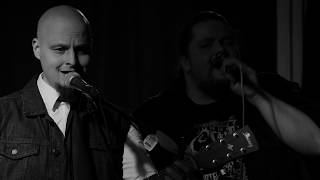 Kuolemansynti - Lumessakahlaajat (Timo Rautiainen &amp; Trio Niskalaukaus acoustic cover - LIVE)