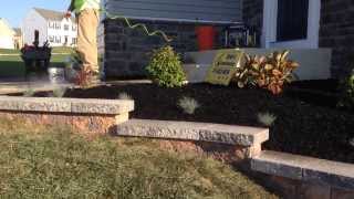 preview picture of video 'Nicolock Colonial Retaining Wall, Oyster Blend with Granite City Firma Caps Sloped Hill Hanover, PA'
