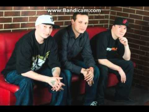 Pokahontaz - 07 Mówisz i masz ft. Bezczel