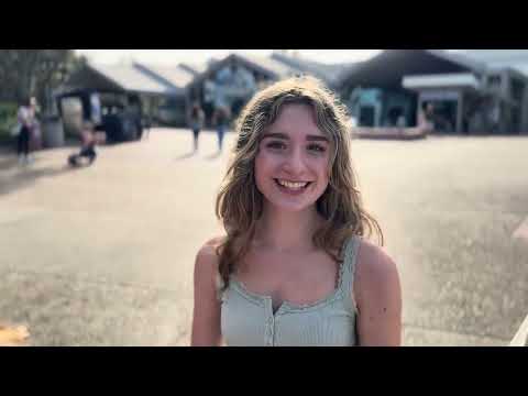 The Vales go to Sea World in 2026