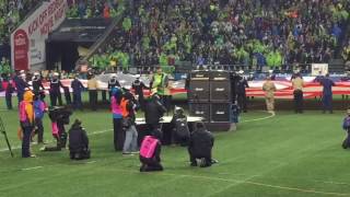 Mike McCready (Pearl Jam) performs the National Anthem @ CenturyLink Field, 11/22/2016