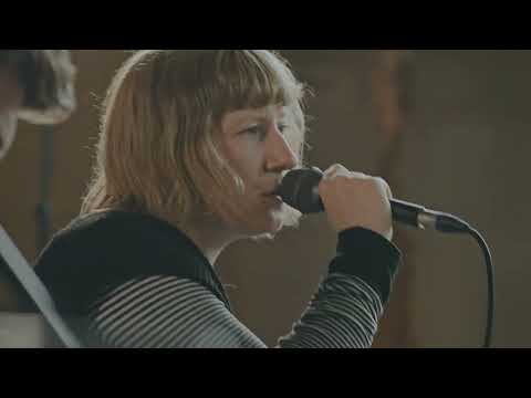 THE HONEYCLUB - SNEAKERS'N'SNOW feat. FINE. (reIMAGINED Session)