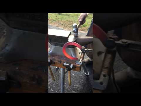 Slide 6 - Distal Steel Clip Starter for 7/8" Hardy Hole  (video)