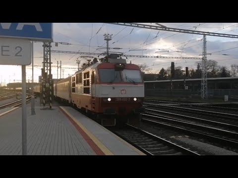 ZSSK 350.002 na REx 1725 (18.11.2021)