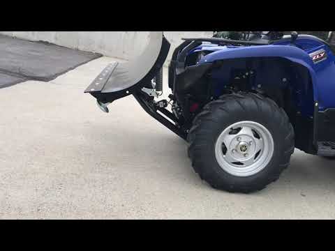 Warn Pro-Vantage plow on Yamaha Grizzly.