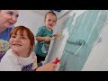 CLUB HOUSE PAiNT PARTY Bedroom Makeover With Adley And Niko Sliding Painting And Playing
