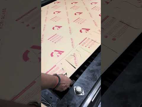 Acrylic Cutting Machine