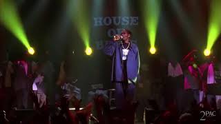 Snoop Dogg - Who Am I (Performance Live from The House Of Blues) (HD)