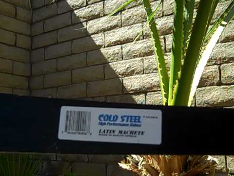 COLD STEEL Latin 18'' Machete Cut Test & Review.mp4