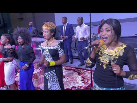 Mifupa mikavu itapewa uhai  by Umoja choir ( Golgotha grace pentecostal church)