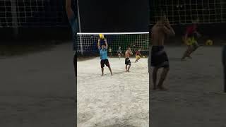 Download lagu cara pukul atas spike bola voli, perhatiakan tanganya ya gaes mp3