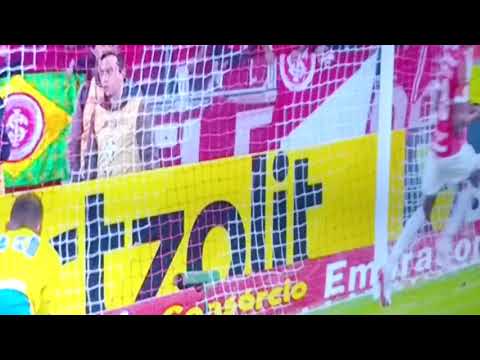 Gol do Inter no Avaí, gol de vídeo-game!