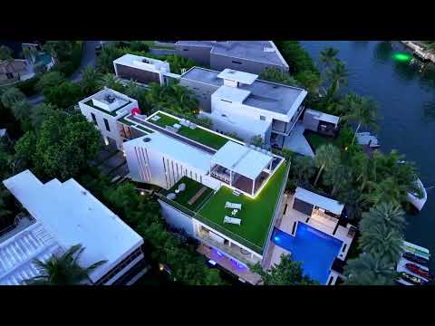 The Jills Zeder Group presents 528 Lakeview Ct, Miami Beach, FL 33140