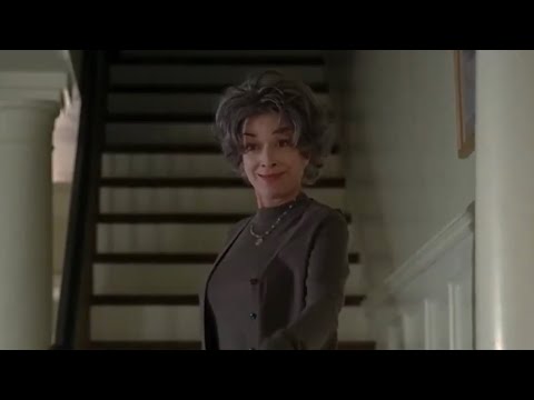 Desperate Housewives - Gloria locks Alma in the closet