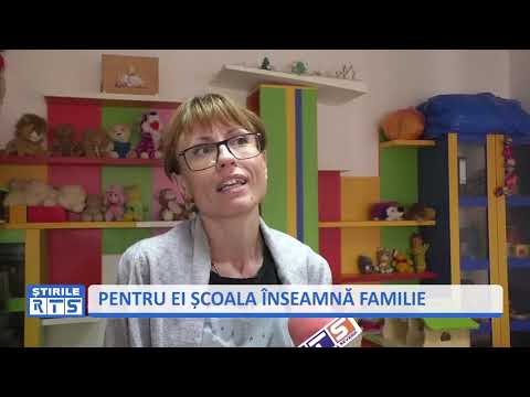 PENTRU EI ŞCOALA ÎNSEAMNĂ FAMILIE
