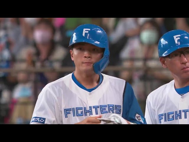 【2回裏】ファイターズ・郡司裕也 チームを勢いづけるライトへの2点タイムリー2ベース!!  2024年7月28日 北海道日本ハムファイターズ 対 埼玉西武ライオンズ
