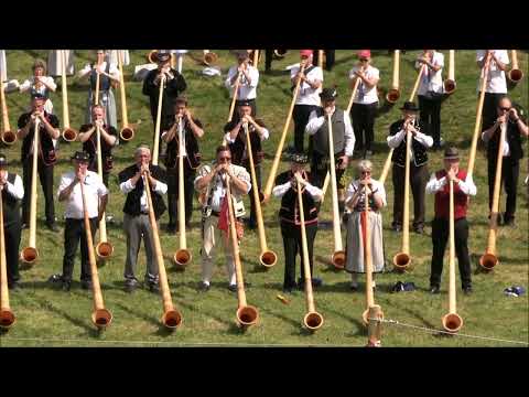 Alphorn-Weltrekord Klewenalp 2024 mit 1006 Alphörnern